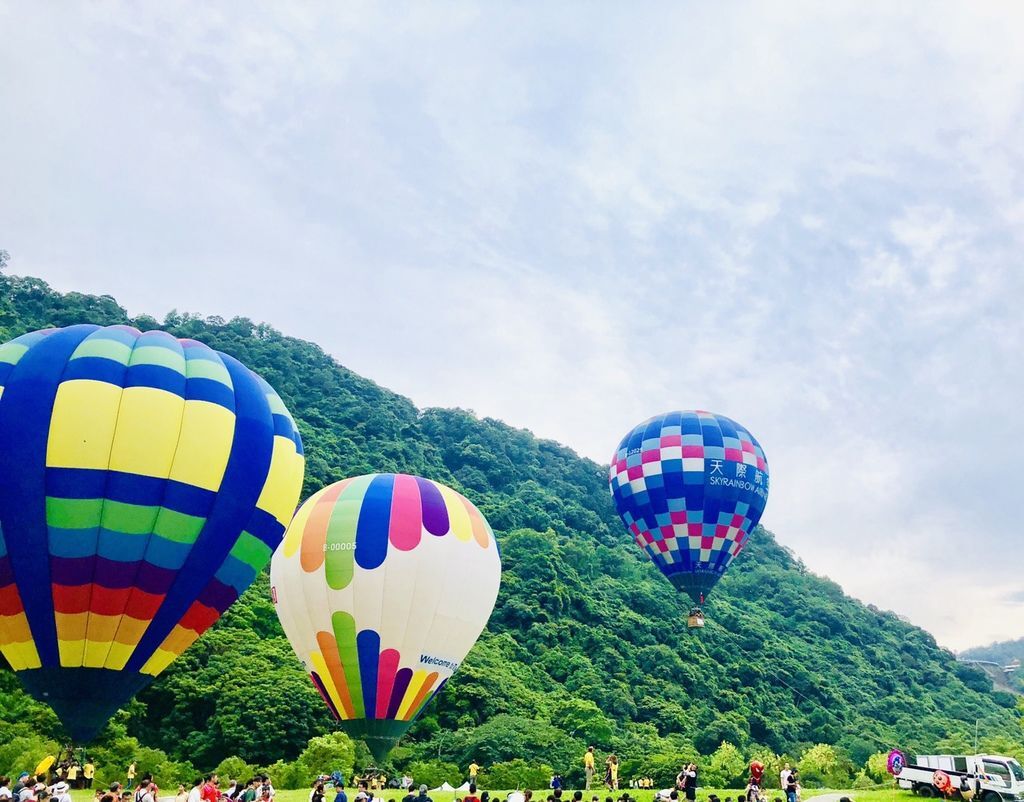 桃園一日遊必去的桃園景點-2019桃園石門水庫熱氣球嘉年華【丁小羽旅遊篇】