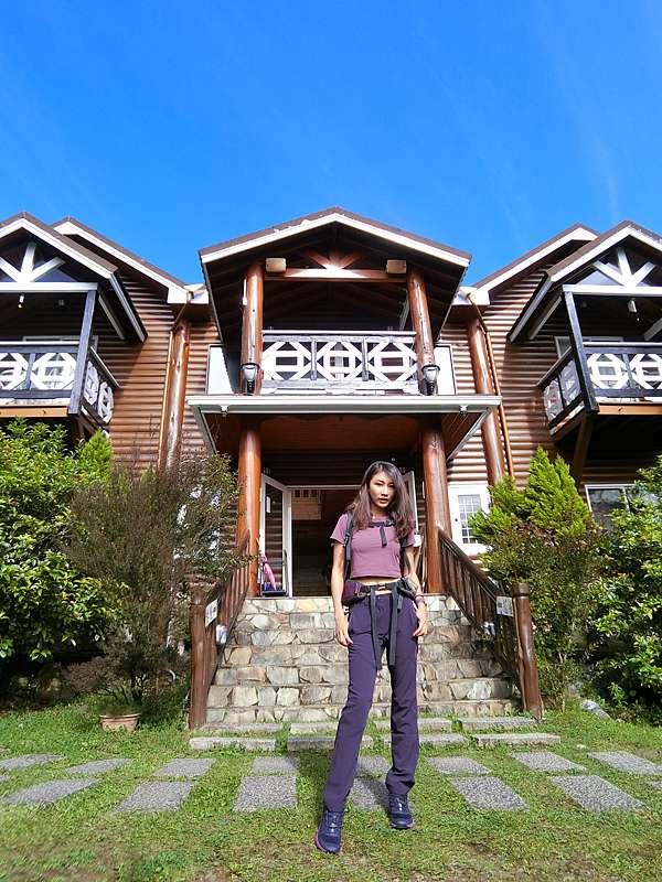 南投民宿推薦合歡山清境農場小木屋清境民宿 雲海景觀渡假山莊 丁小羽旅遊篇 國內外旅遊 休閒登山 女性健身 蔬食食記 減肥瘦身 丁小羽