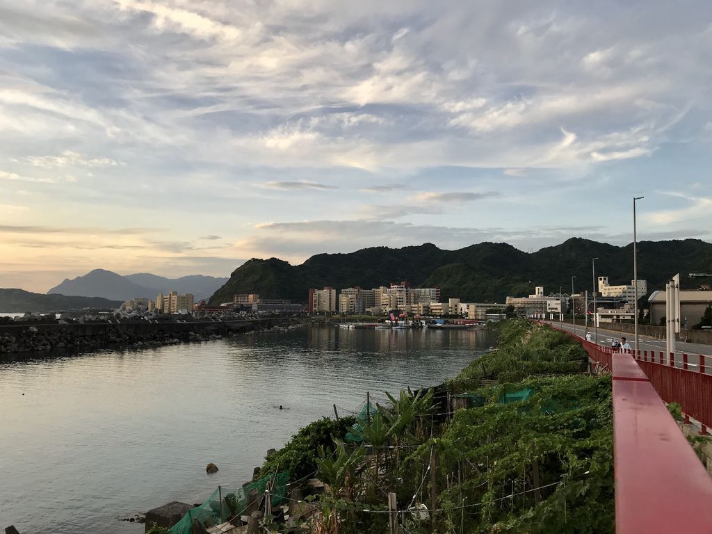 基隆旅遊之基隆一日遊必拍北海岸日出基隆景點-社寮橋【丁小羽旅遊篇】 基隆旅遊之基隆一日遊必拍北海岸日出基隆景點-社寮橋【丁小羽旅遊篇】