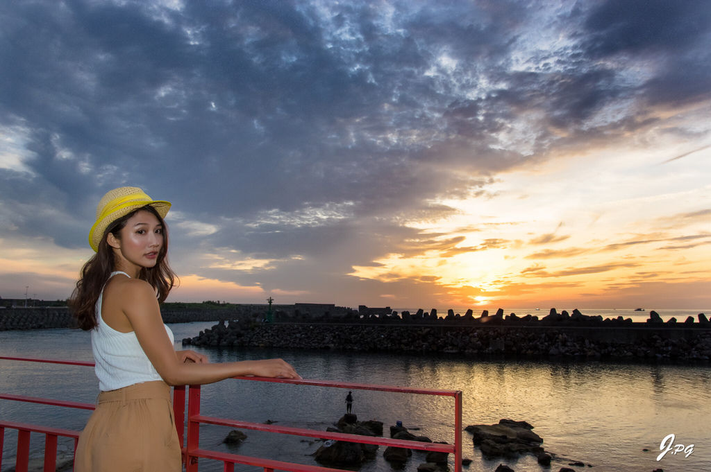 基隆旅遊之基隆一日遊必拍北海岸日出基隆景點-社寮橋【丁小羽旅遊篇】 基隆旅遊之基隆一日遊必拍北海岸日出基隆景點-社寮橋【丁小羽旅遊篇】