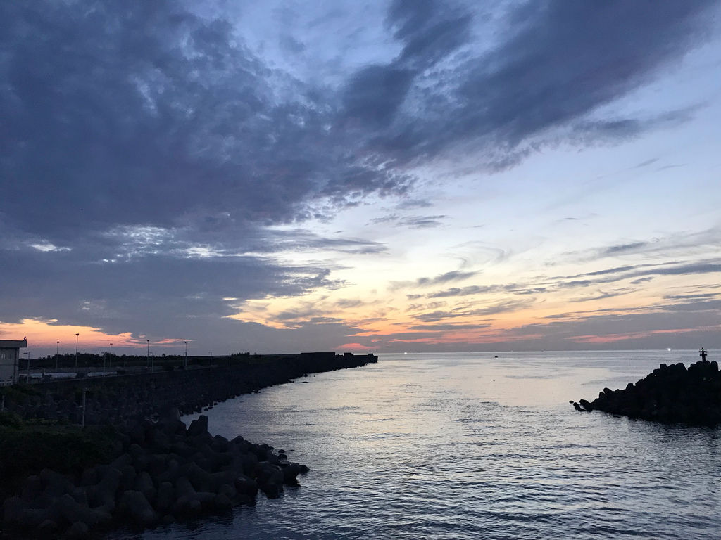 基隆旅遊之基隆一日遊必拍北海岸日出基隆景點-社寮橋【丁小羽旅遊篇】 基隆旅遊之基隆一日遊必拍北海岸日出基隆景點-社寮橋【丁小羽旅遊篇】