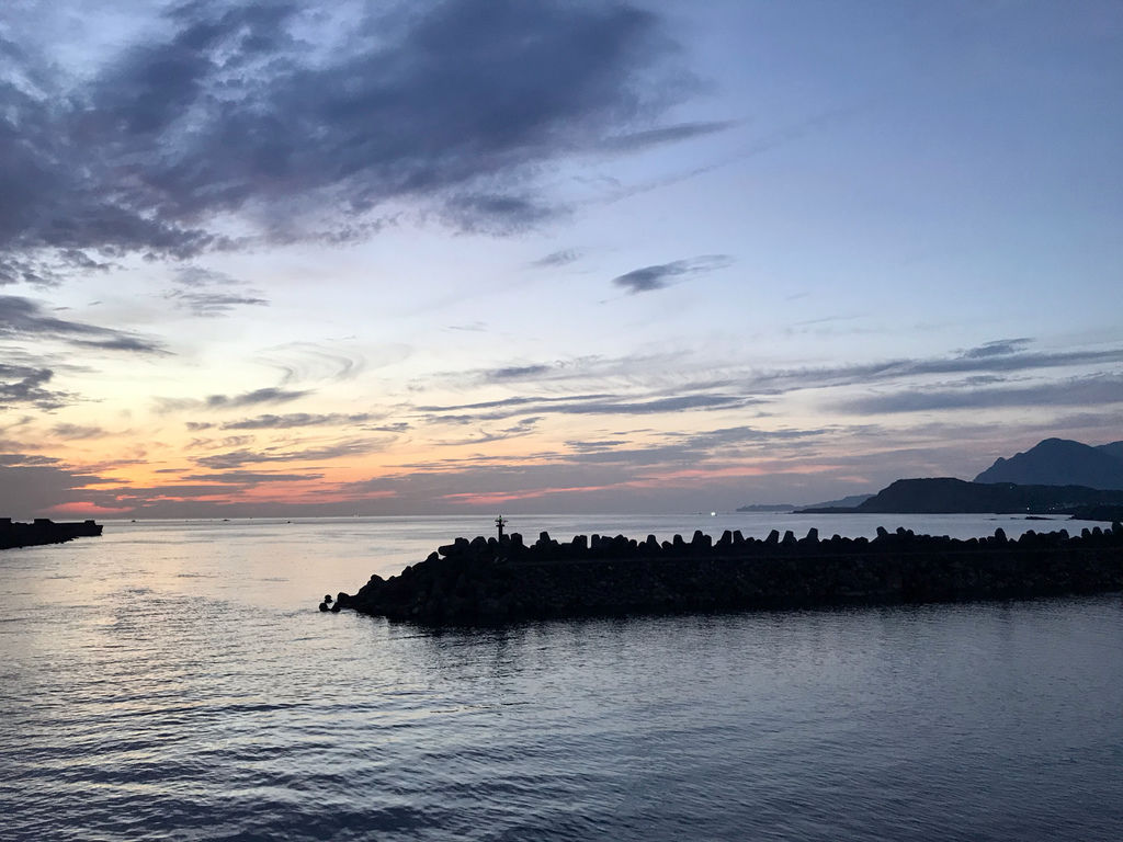 基隆旅遊之基隆一日遊必拍北海岸日出基隆景點-社寮橋【丁小羽旅遊篇】 基隆旅遊之基隆一日遊必拍北海岸日出基隆景點-社寮橋【丁小羽旅遊篇】