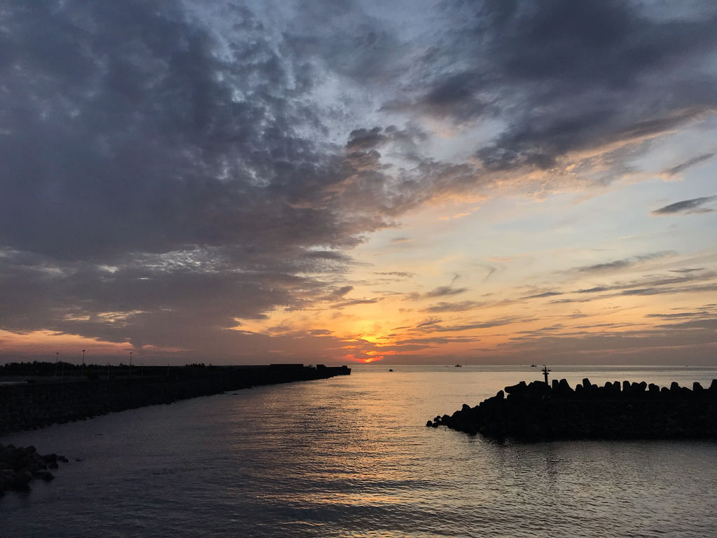 基隆旅遊之基隆一日遊必拍北海岸日出基隆景點-社寮橋【丁小羽旅遊篇】 基隆旅遊之基隆一日遊必拍北海岸日出基隆景點-社寮橋【丁小羽旅遊篇】