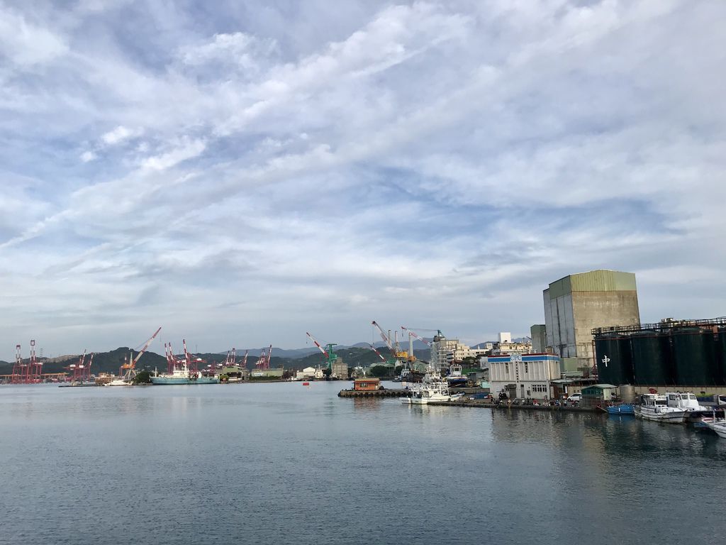 基隆旅遊之基隆一日遊網美必拍景點-正濱漁港彩虹屋