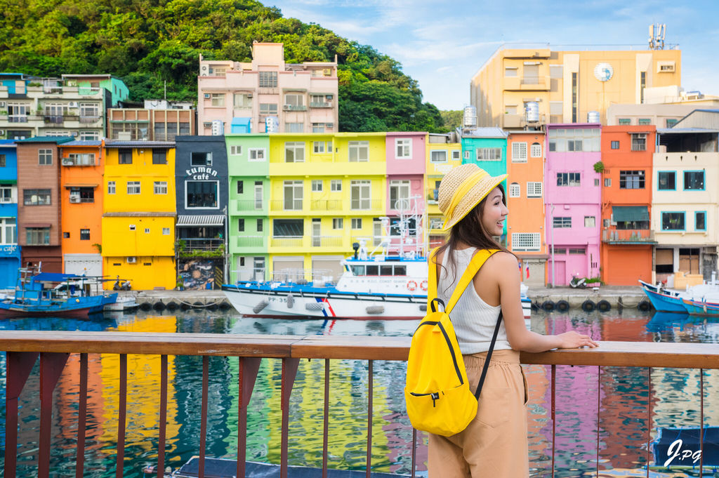 基隆旅遊之基隆一日遊網美必拍景點-正濱漁港彩虹屋