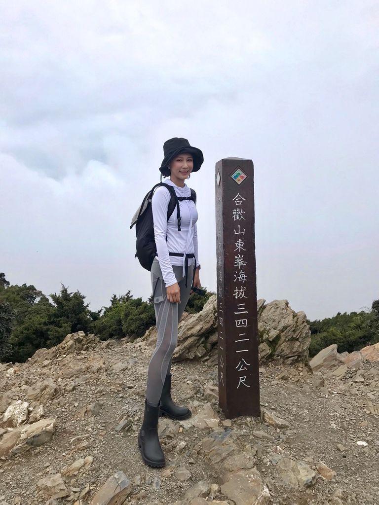 台灣百岳登山-入門的百岳合歡山東峰,讓你漫步在雲海中！【丁小羽登山篇】