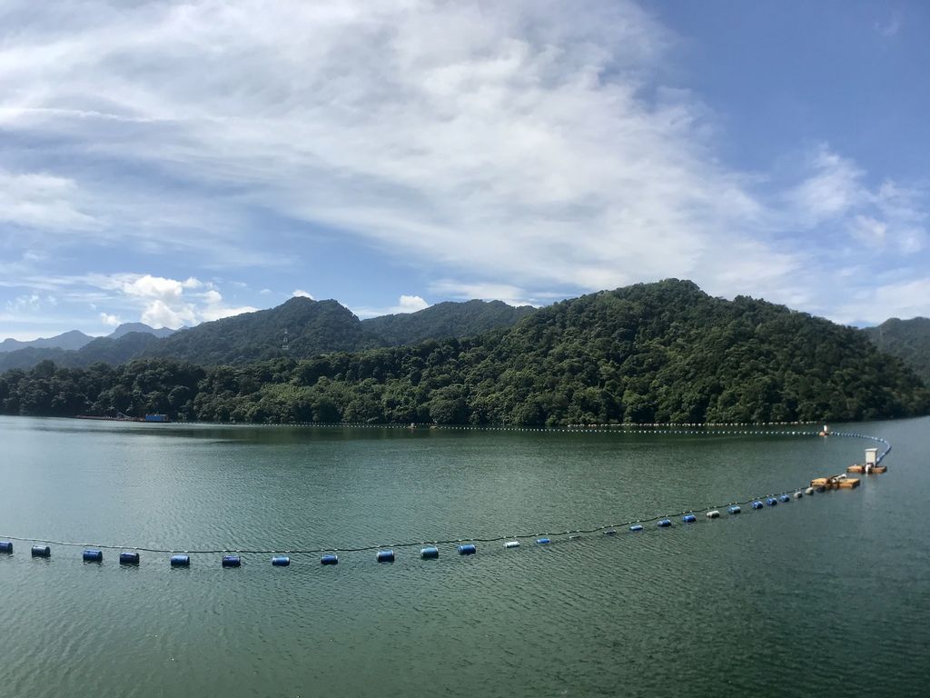 桃園景點-跟著丁小羽一起漫遊石門水庫，出發石門水庫觀洪平台