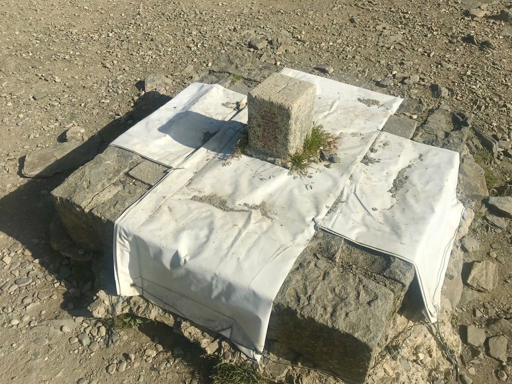 台灣百岳登山-合歡群峰中最簡單的入門百岳-石門山【丁小羽登山篇】 台灣百岳登山-合歡群峰中最簡單的入門百岳-石門山【丁小羽登山篇】