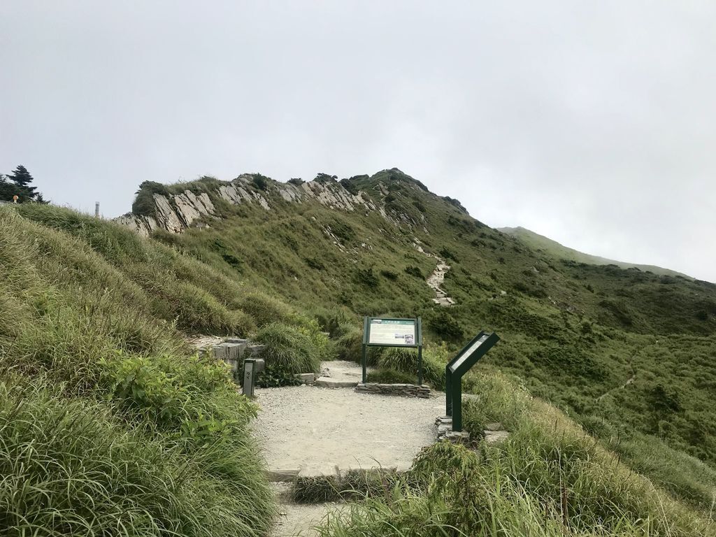 台灣百岳登山-合歡群峰中最簡單的入門百岳-石門山【丁小羽登山篇】 台灣百岳登山-合歡群峰中最簡單的入門百岳-石門山【丁小羽登山篇】