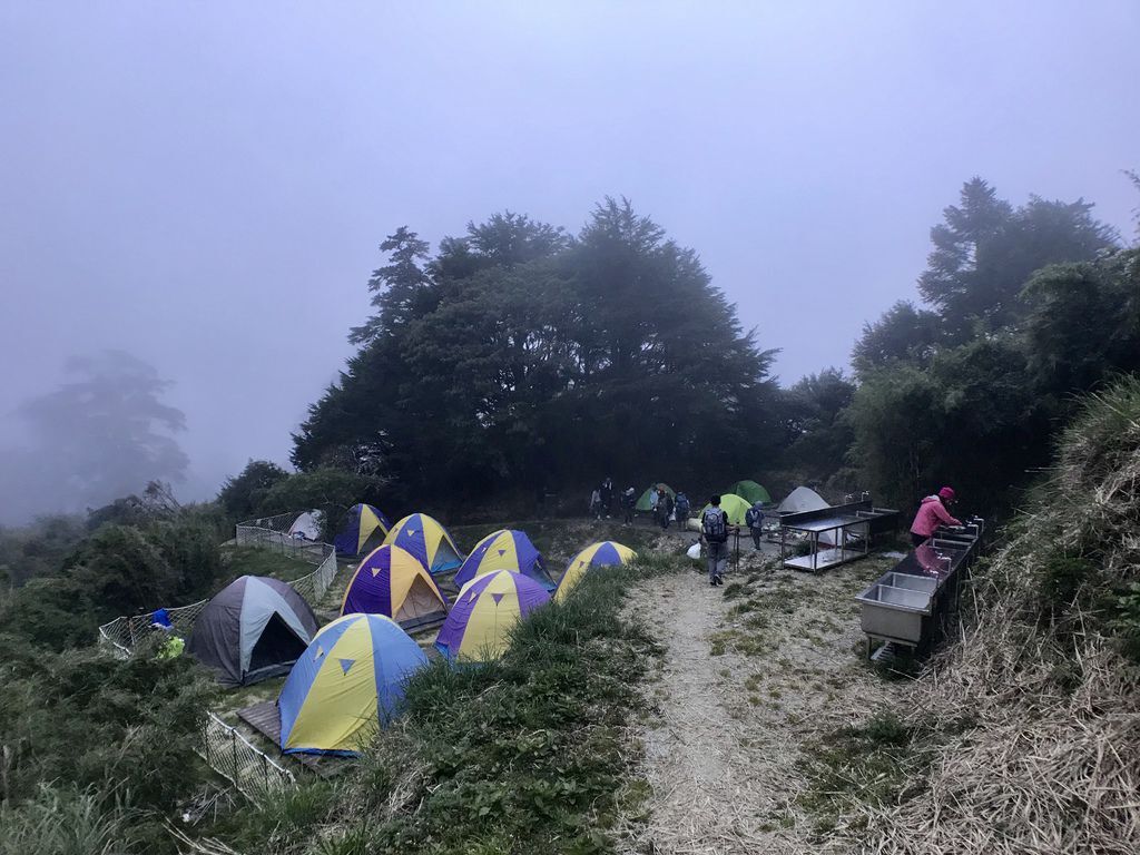 台灣百岳最豪華山屋-天池山莊！五星級的日式建築