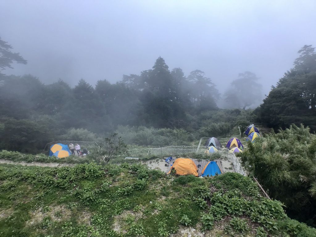 台灣百岳最豪華山屋-天池山莊！五星級的日式建築