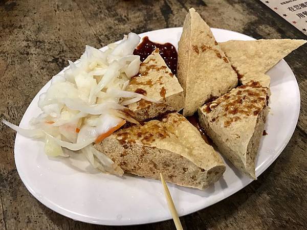 台北一日遊-花博公園的創意市集，MAJI MAJI集食行樂