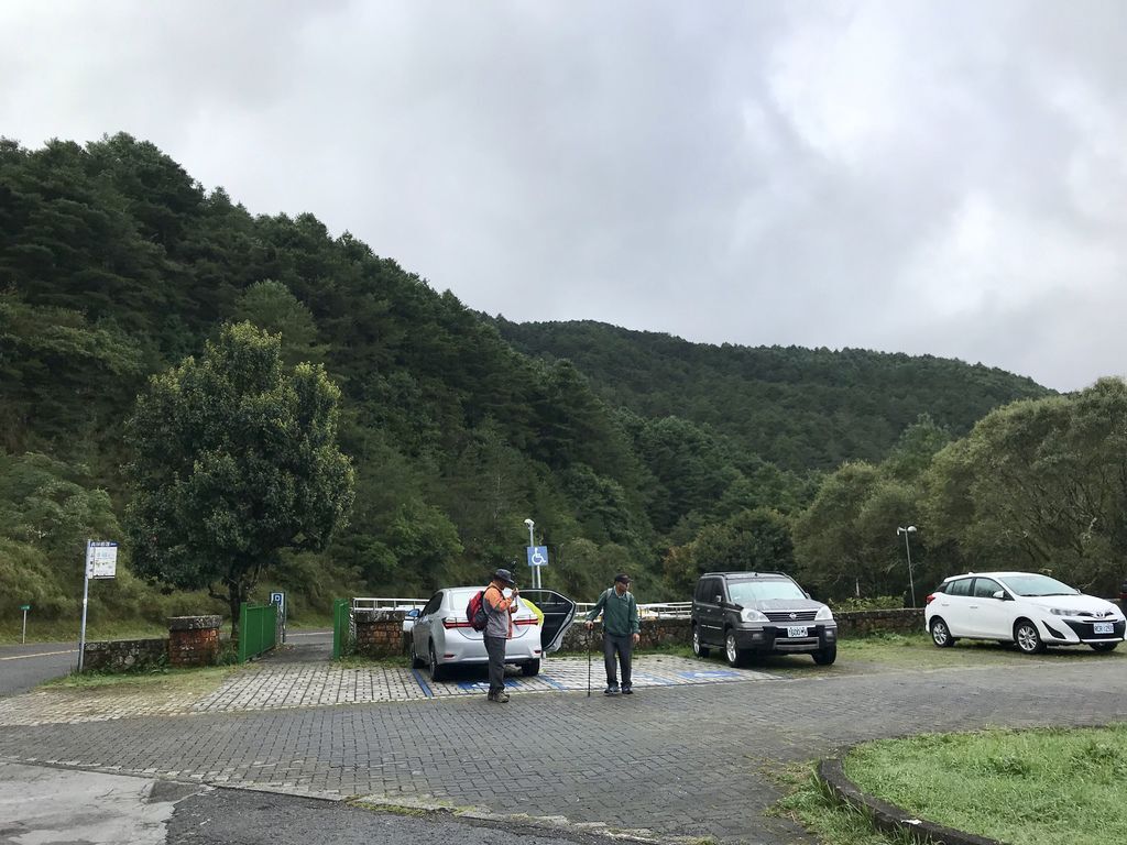 台灣百岳-台灣第一高峰-探訪玉山主峰!欣賞玉山的美【丁小羽登山篇】 台灣百岳-台灣第一高峰-探訪玉山主峰!欣賞玉山的美【丁小羽登山篇】