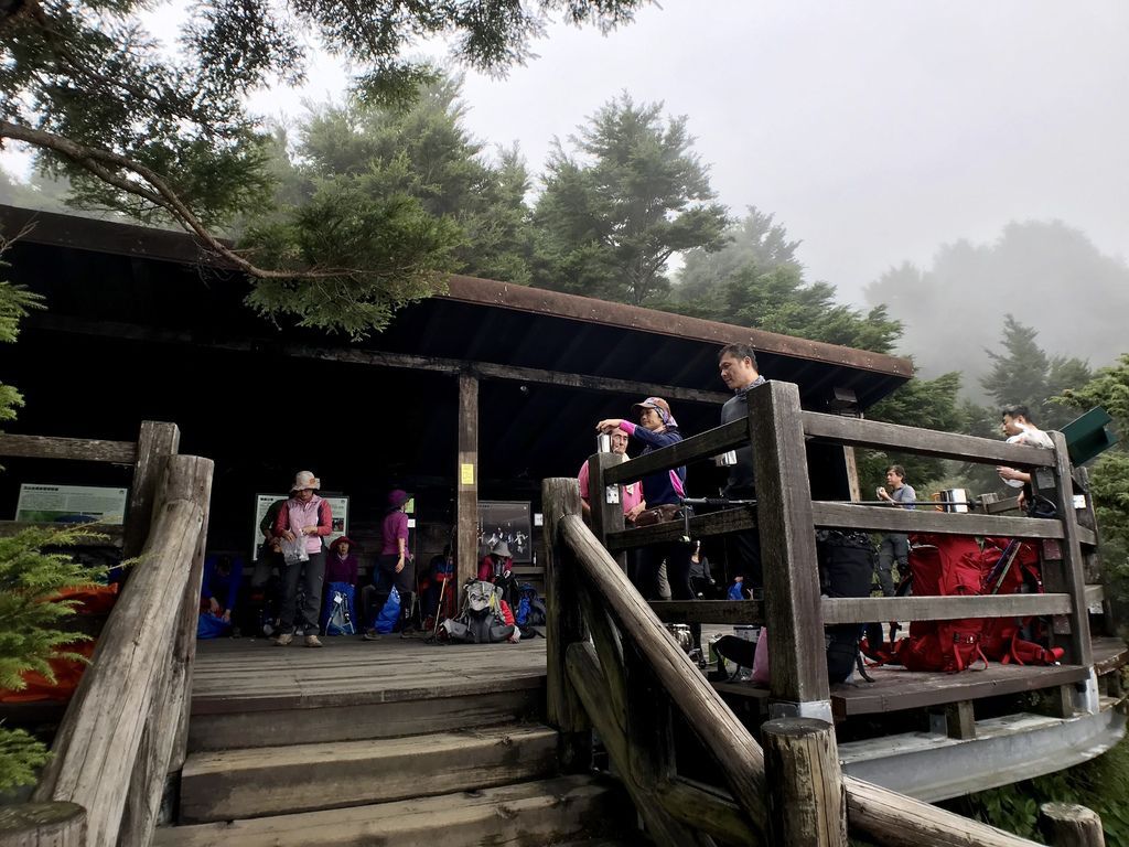 台灣百岳-台灣第一高峰-探訪玉山主峰!欣賞玉山的美【丁小羽登山篇】 台灣百岳-台灣第一高峰-探訪玉山主峰!欣賞玉山的美【丁小羽登山篇】