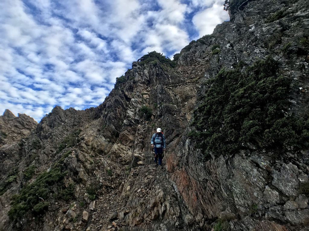 台灣百岳-台灣第一高峰-登上玉山主峰看日出以及如何克服高山症