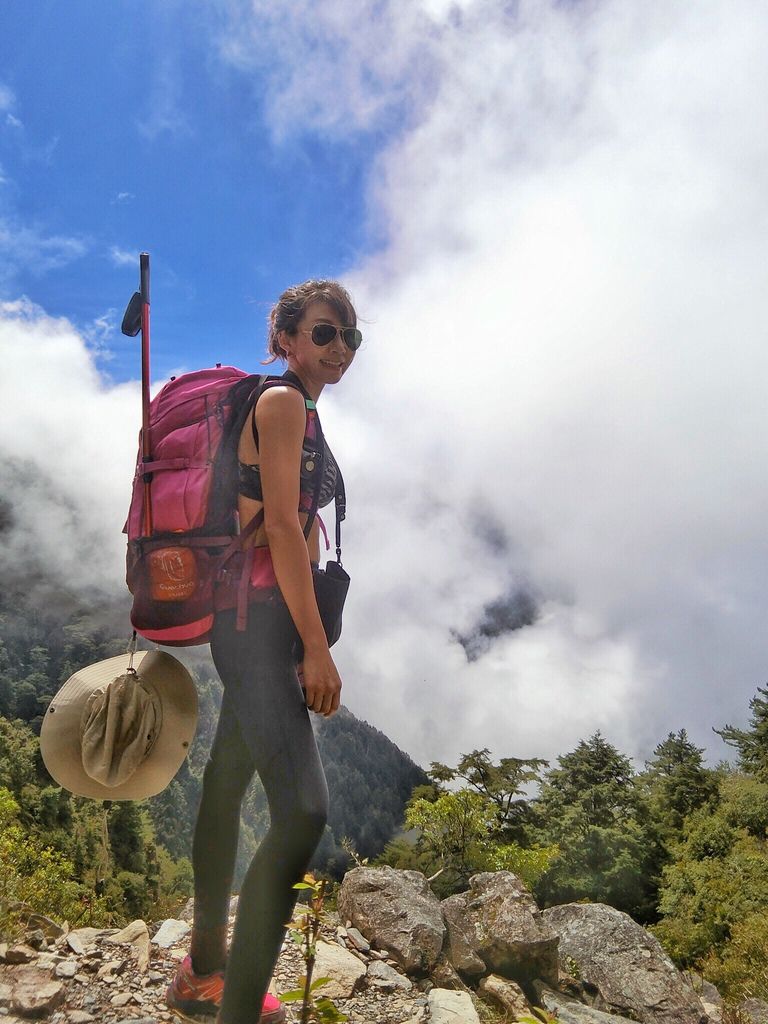 台灣百岳-台灣第一高峰-探訪玉山主峰!欣賞玉山的美【丁小羽登山篇】 台灣百岳-台灣第一高峰-探訪玉山主峰!欣賞玉山的美【丁小羽登山篇】