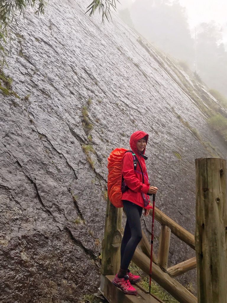 台灣百岳-台灣第一高峰-探訪玉山主峰!欣賞玉山的美【丁小羽登山篇】 台灣百岳-台灣第一高峰-探訪玉山主峰!欣賞玉山的美【丁小羽登山篇】