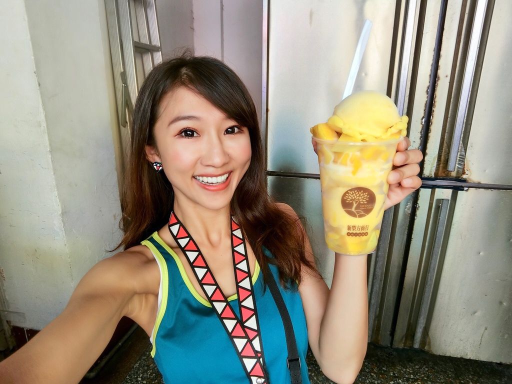中壢美食-榕樹下綿綿冰!中壢火車站必吃的60年冰品店! 中壢美食-榕樹下綿綿冰!中壢火車站必吃的60年冰品店!