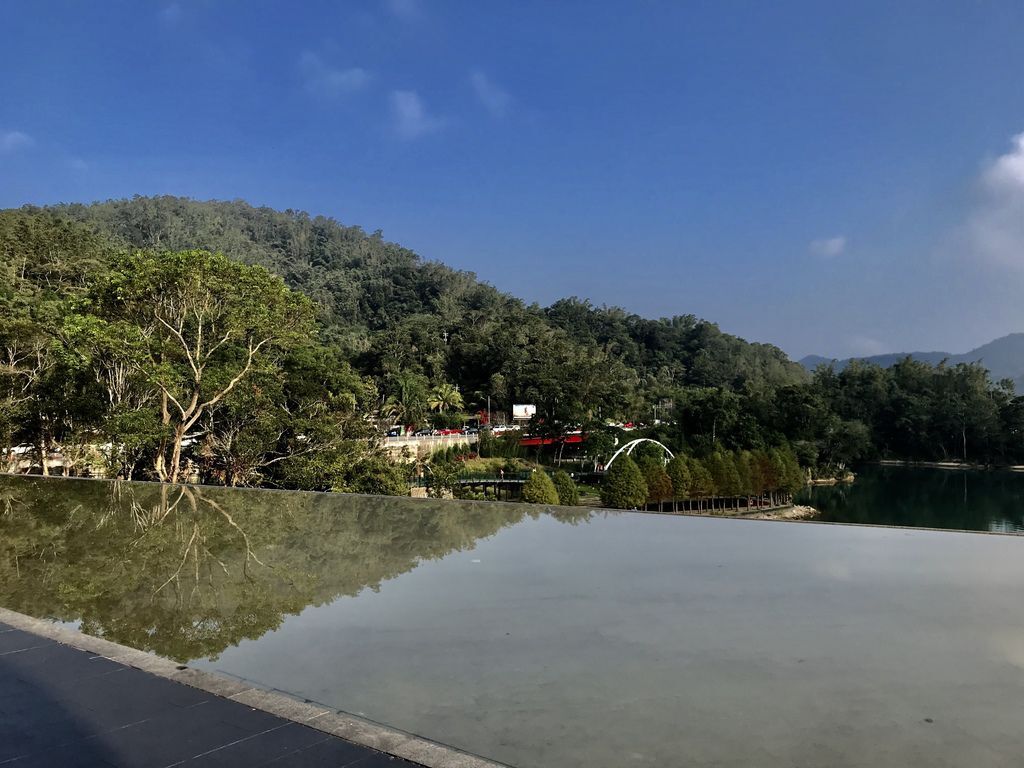 南投景點-向山遊客中心,日月潭景點必去的地方!遠望日月潭的美麗景色 南投景點-向山遊客中心,日月潭景點必去的地方!遠望日月潭的美麗景色