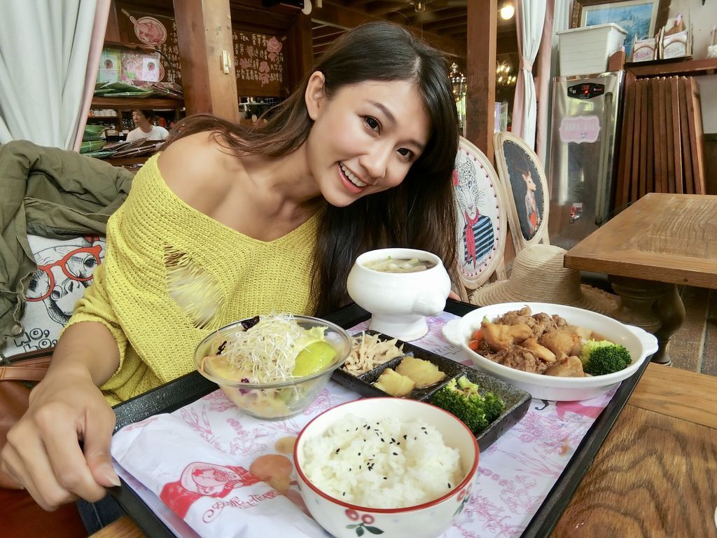 台中景觀餐廳-一起在安妮公主花園餐廳當公主，吃個夢幻又浪漫的下午茶