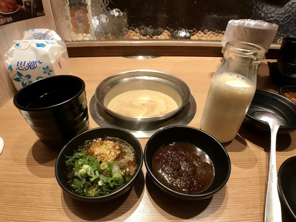 永和美食-村上村屋Muraya Hot Pot永和店的素食火鍋，是蔬食者的吃鍋首選