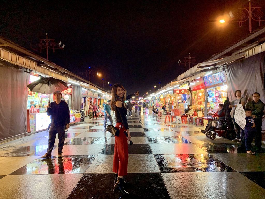 花蓮景點-來花蓮必逛的花蓮夜市-東大門夜市，花蓮美食的集合地