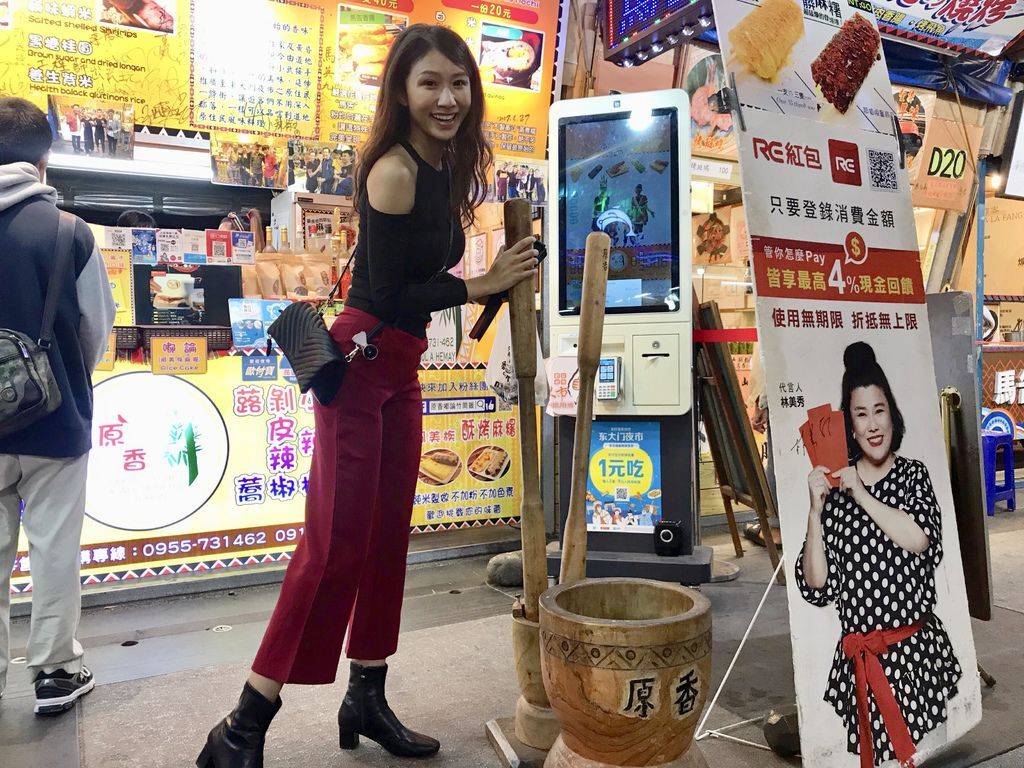 花蓮景點-來花蓮必逛的花蓮夜市-東大門夜市，花蓮美食的集合地