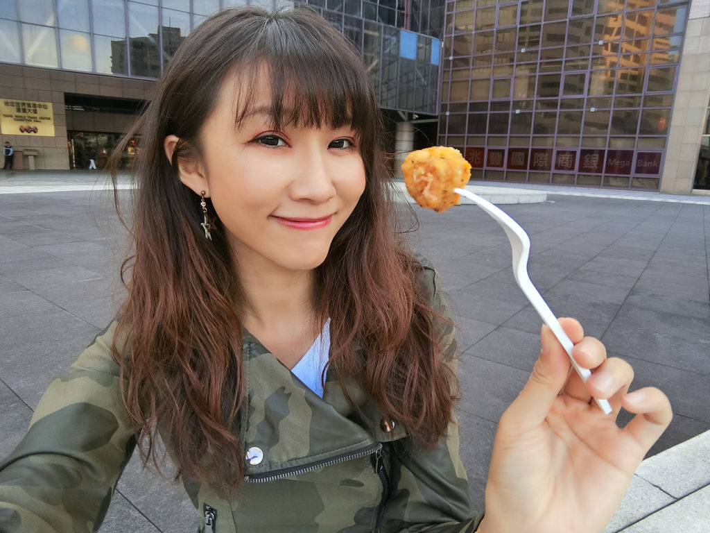 小七超商美食-超商蔬食素食美食-松珍生技素炸雞球【丁小羽食記篇】 小七超商美食-超商蔬食素食美食-松珍生技素炸雞球【丁小羽食記篇】