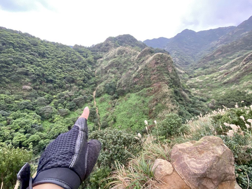 瑞芳登山-穿越黃金十稜的劍龍稜，只為了絕美的海景