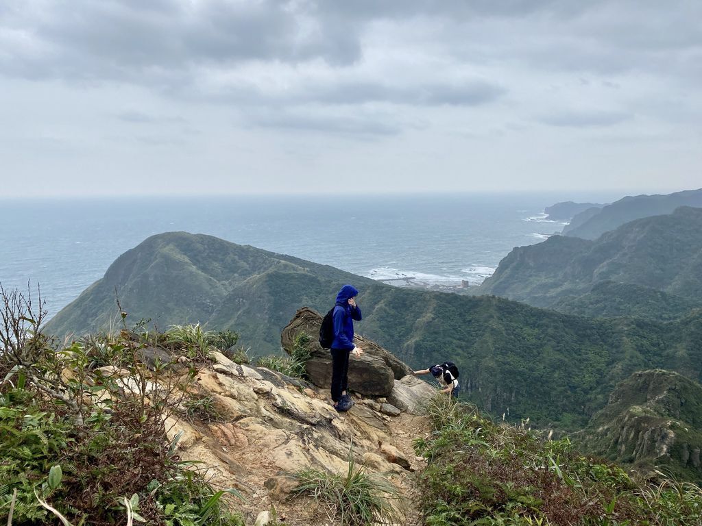 瑞芳登山-穿越黃金十稜的劍龍稜，只為了絕美的海景