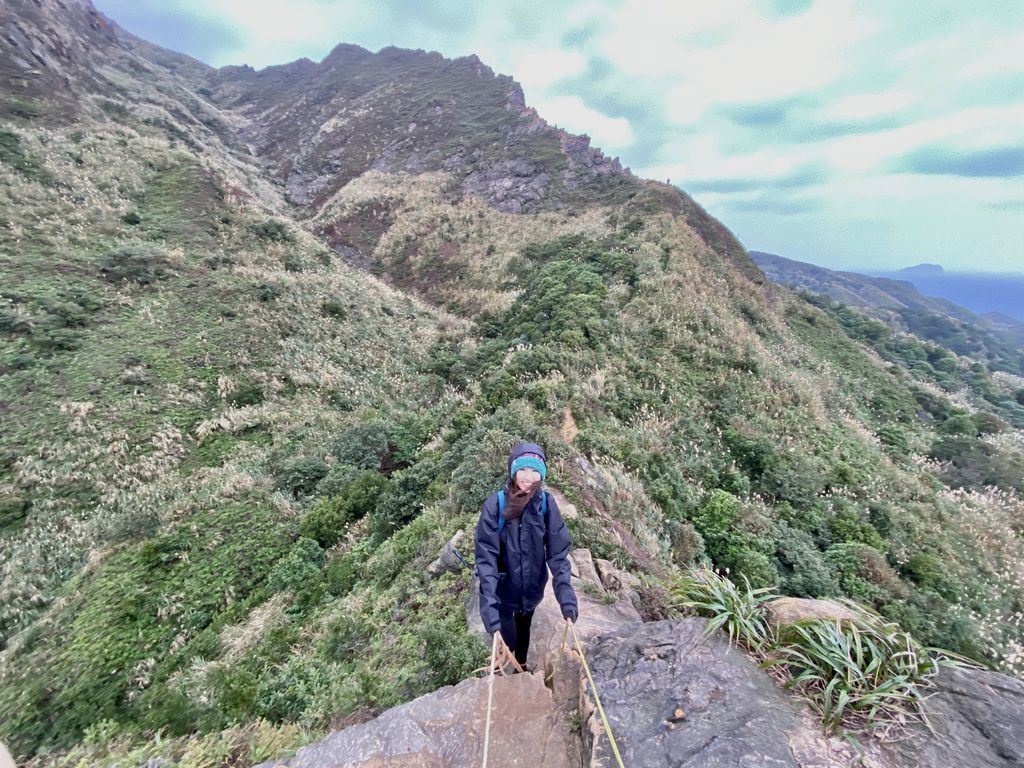 瑞芳登山-穿越黃金十稜的劍龍稜，只為了絕美的海景