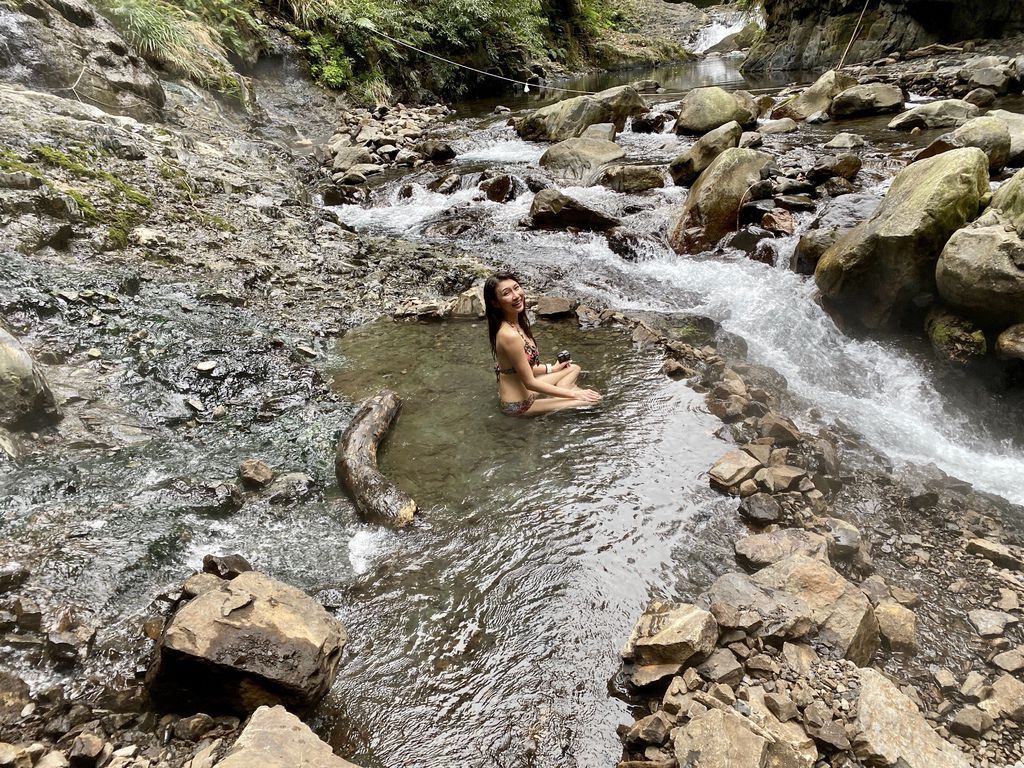 桃園野溪溫泉-在嘎拉賀溫泉泡湯,享受大自然的SPA溫泉瀑布