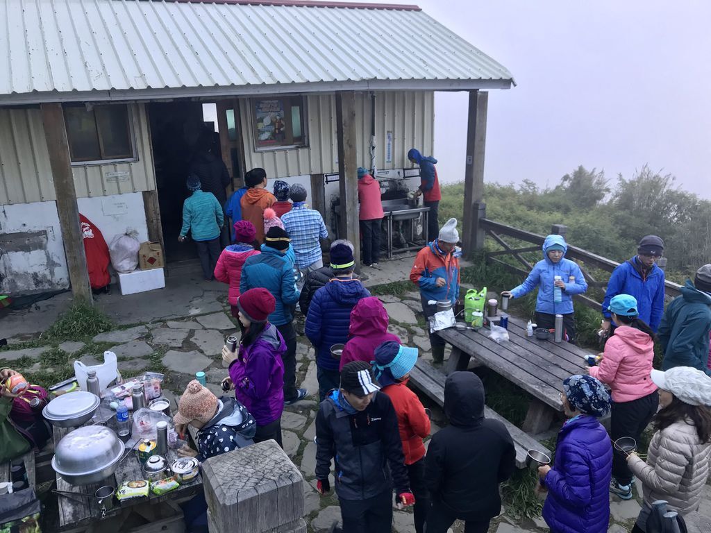 台灣百岳住宿-登上雪山主峰前的過夜山莊-三六九山莊 台灣百岳住宿-登上雪山主峰前的過夜山莊-三六九山莊