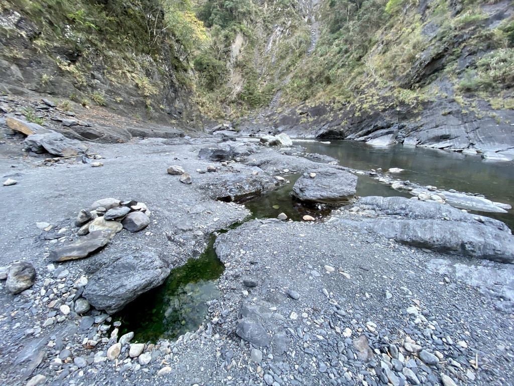 新竹野溪溫泉-隱藏在山林中的露天包廂，在泰崗溫泉泡湯