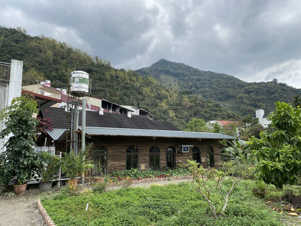 高雄六龜美食餐廳-清逸軒庭園式餐飲，是你一定要來吃的六龜美食