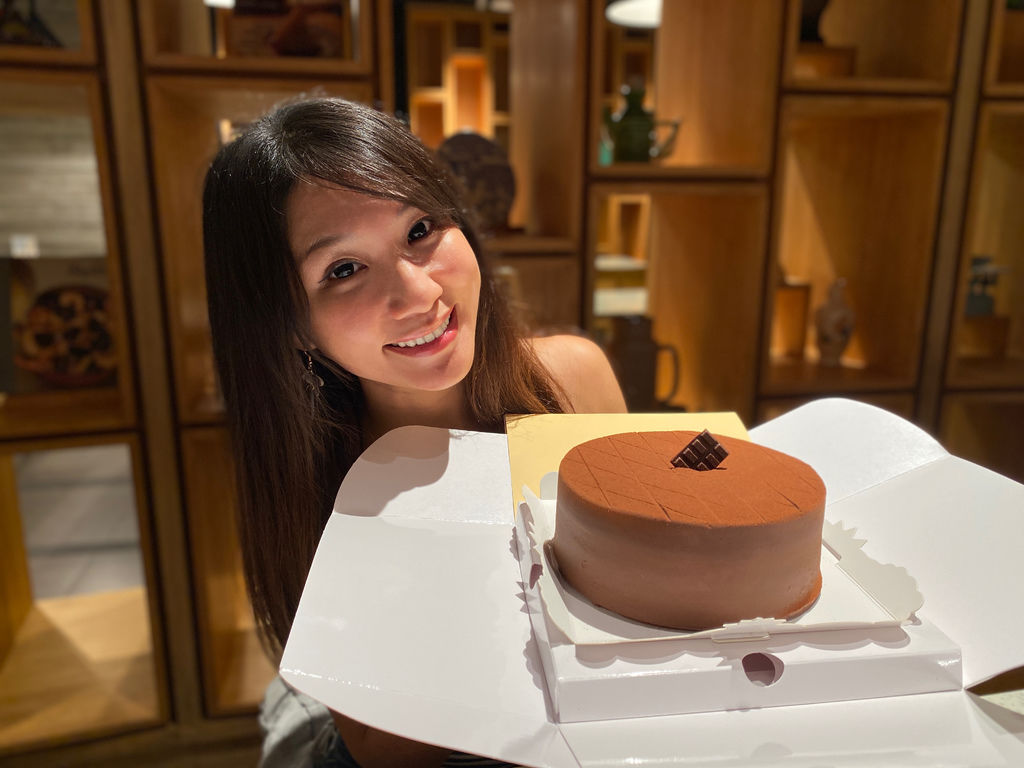 生巧克力首選神旺大飯店-普諾麵包坊超濃郁頂級生巧克力蛋糕 生巧克力首選神旺大飯店-普諾麵包坊超濃郁頂級生巧克力蛋糕