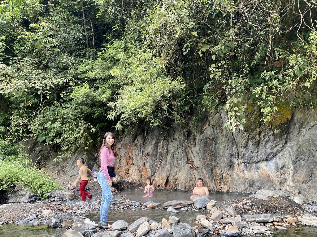 到清水地熱公園除了煮溫泉蛋外，也要來泡清水地熱野溪溫泉