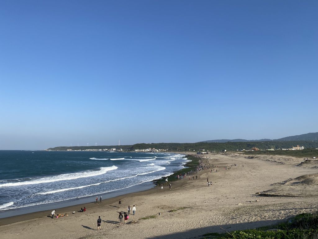 富貴角公園的老梅綠石槽,天然的綠色地毯!石門一日遊的好去處 富貴角公園的老梅綠石槽,天然的綠色地毯!石門一日遊的好去處
