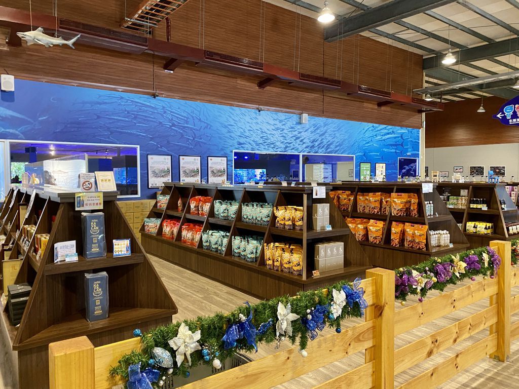 宜蘭礁溪景點-金車生物科技水產養殖研發中心,媲美水族館的室內景點 宜蘭礁溪景點-金車生物科技水產養殖研發中心,媲美水族館的室內景點