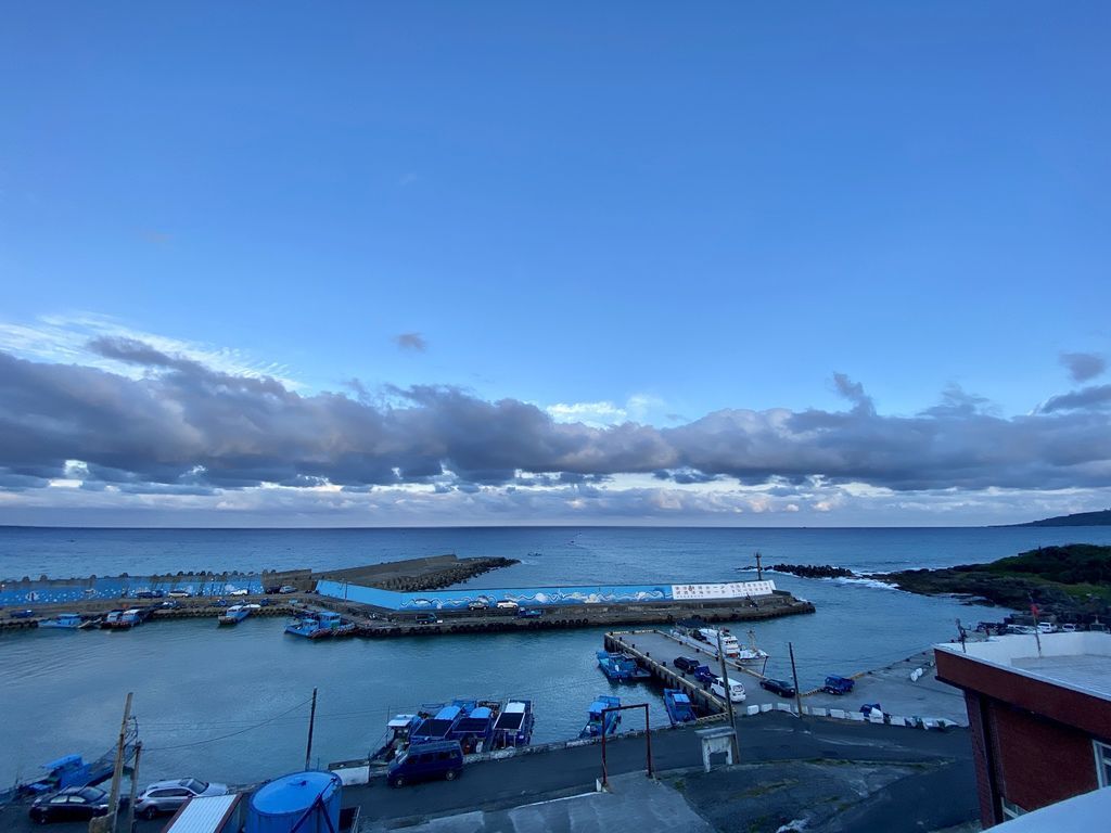 屏東住宿推薦-屏東滿州鄉的白色領地民宿，給你一望無際的絕美海景