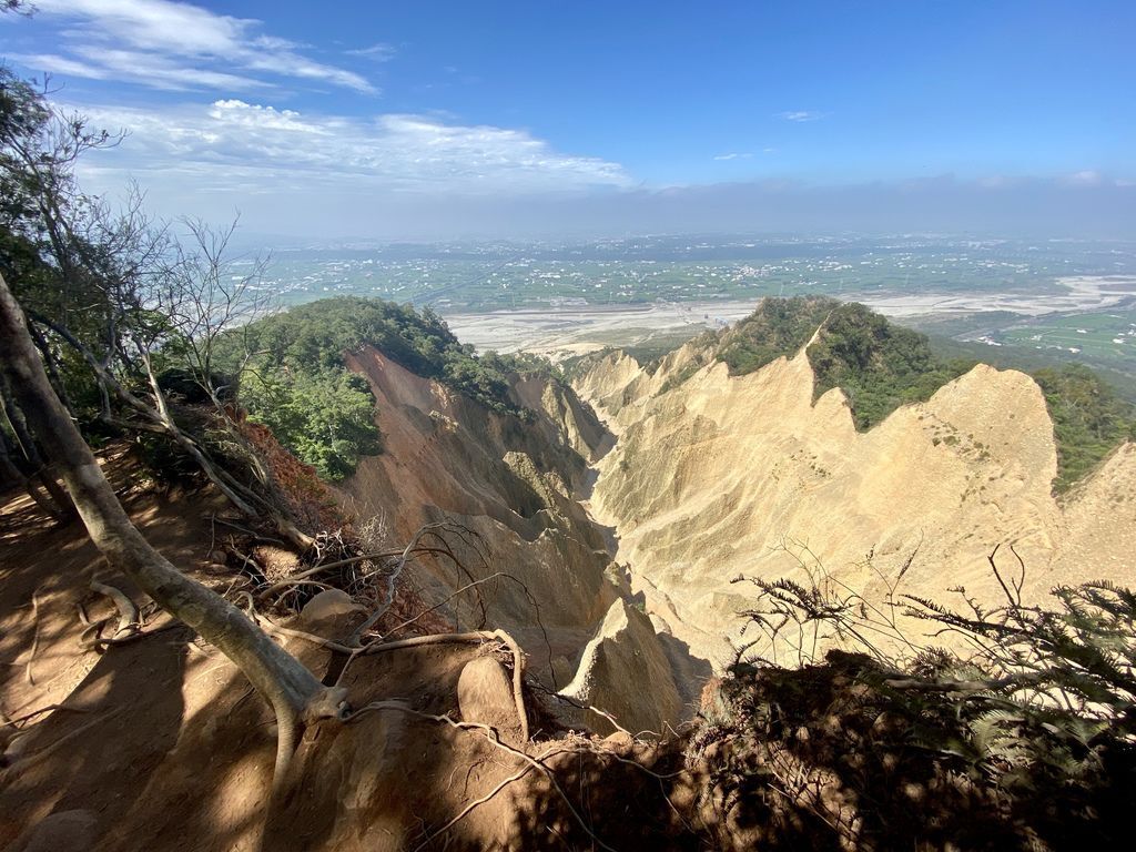 必去的苗栗景點-美國大峽谷在台灣！走訪苗栗火炎山