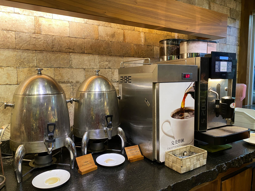 高雄素食餐廳-蔬食料理吃到飽!高雄捷絲旅的Double Veggie蔬食百匯 高雄素食餐廳-蔬食料理吃到飽!高雄捷絲旅的Double Veggie蔬食百匯