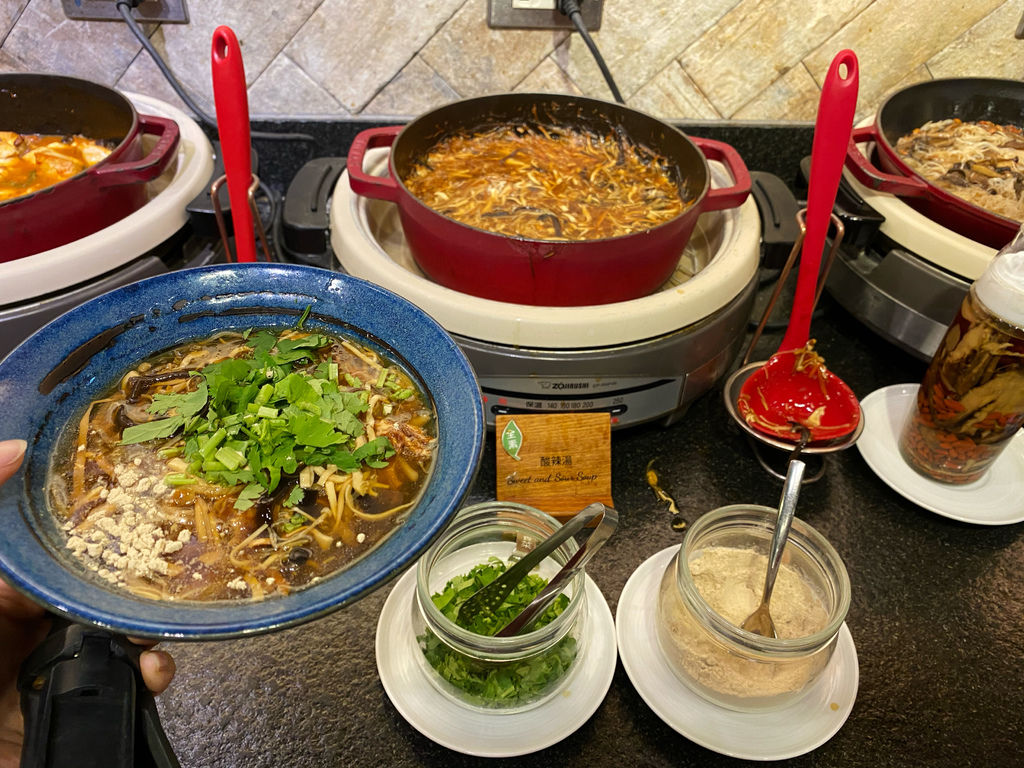 高雄素食餐廳-蔬食料理吃到飽!高雄捷絲旅的Double Veggie蔬食百匯 高雄素食餐廳-蔬食料理吃到飽!高雄捷絲旅的Double Veggie蔬食百匯