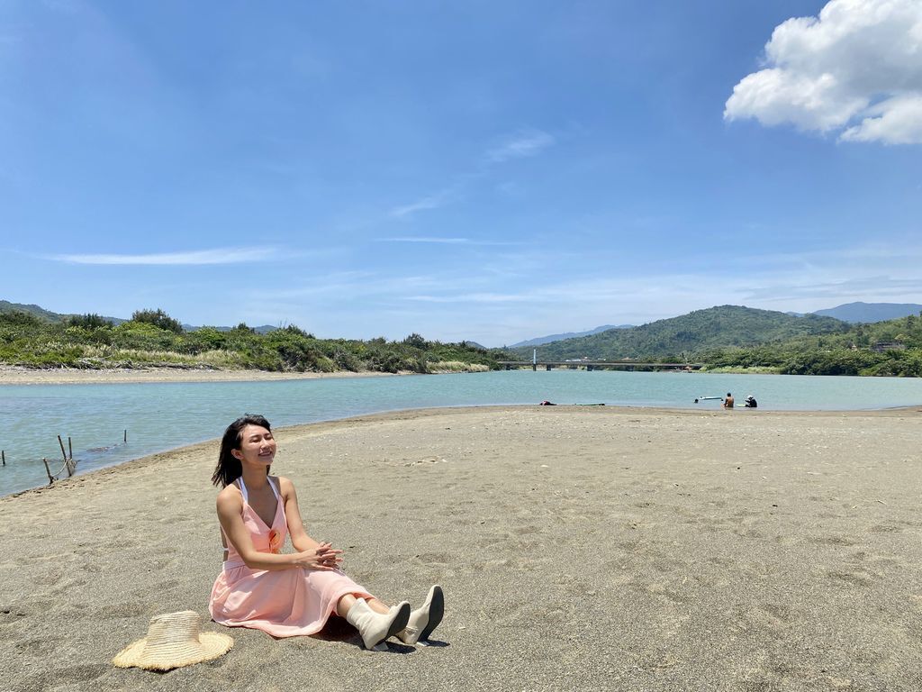 屏東滿州景點-衝浪客的衝浪聖地、無人的私房景點-港口沙灘