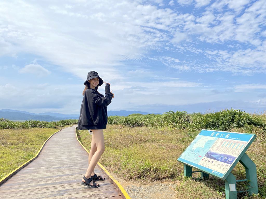 屏東墾丁景點-在龍磐公園欣賞美麗的海景、大草原以及尋找可愛小羊 屏東墾丁景點-在龍磐公園欣賞美麗的海景、大草原以及尋找可愛小羊