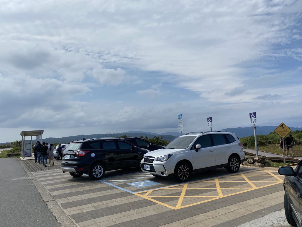 屏東墾丁景點-在龍磐公園欣賞美麗的海景、大草原以及尋找可愛小羊 屏東墾丁景點-在龍磐公園欣賞美麗的海景、大草原以及尋找可愛小羊