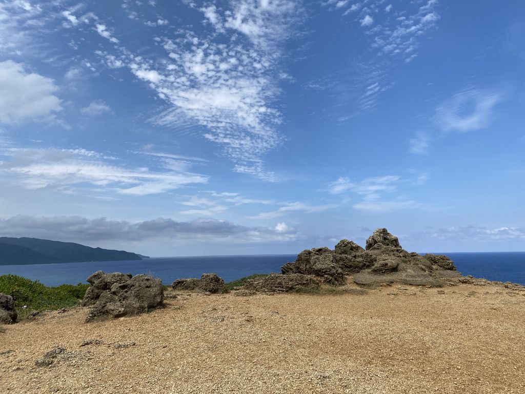 屏東墾丁景點-風吹砂-佳鵝公路上的奇景，台灣罕見的沙河、沙瀑地形