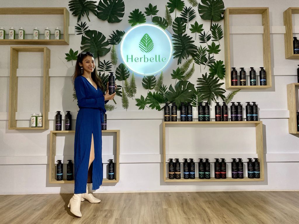 宜蘭礁溪景點-Herbelle龍潭湖畔悠活園區，全台最大的貨櫃屋景點就在這【丁小羽旅遊篇】 @ 國內外旅遊|休閒登山|女性健身|蔬食食記|減肥瘦身-丁小羽 :: 痞客邦 ::