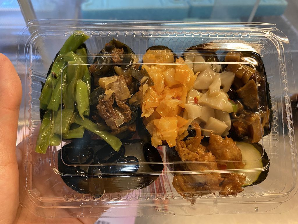 平價美味的台南素食壽司專賣店-十三番地蔬食壽司 平價美味的台南素食壽司專賣店-十三番地蔬食壽司