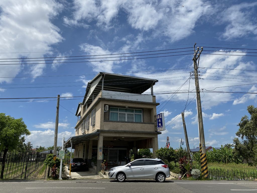 高雄美濃冰店推薦-瀰濃冰城，手工又天然的清冰就在這